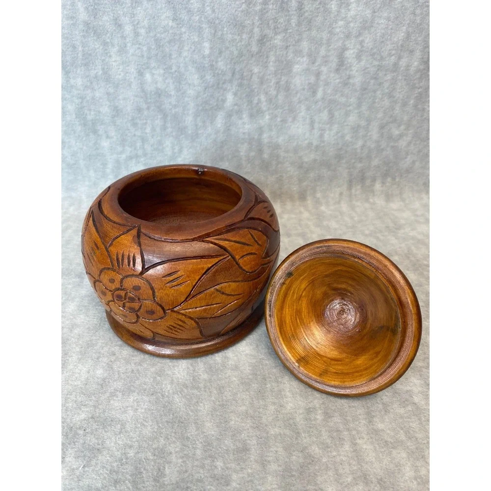 Round Hand Carved Wood Container With Lid‎ Floral Design Decorative Trinket Box